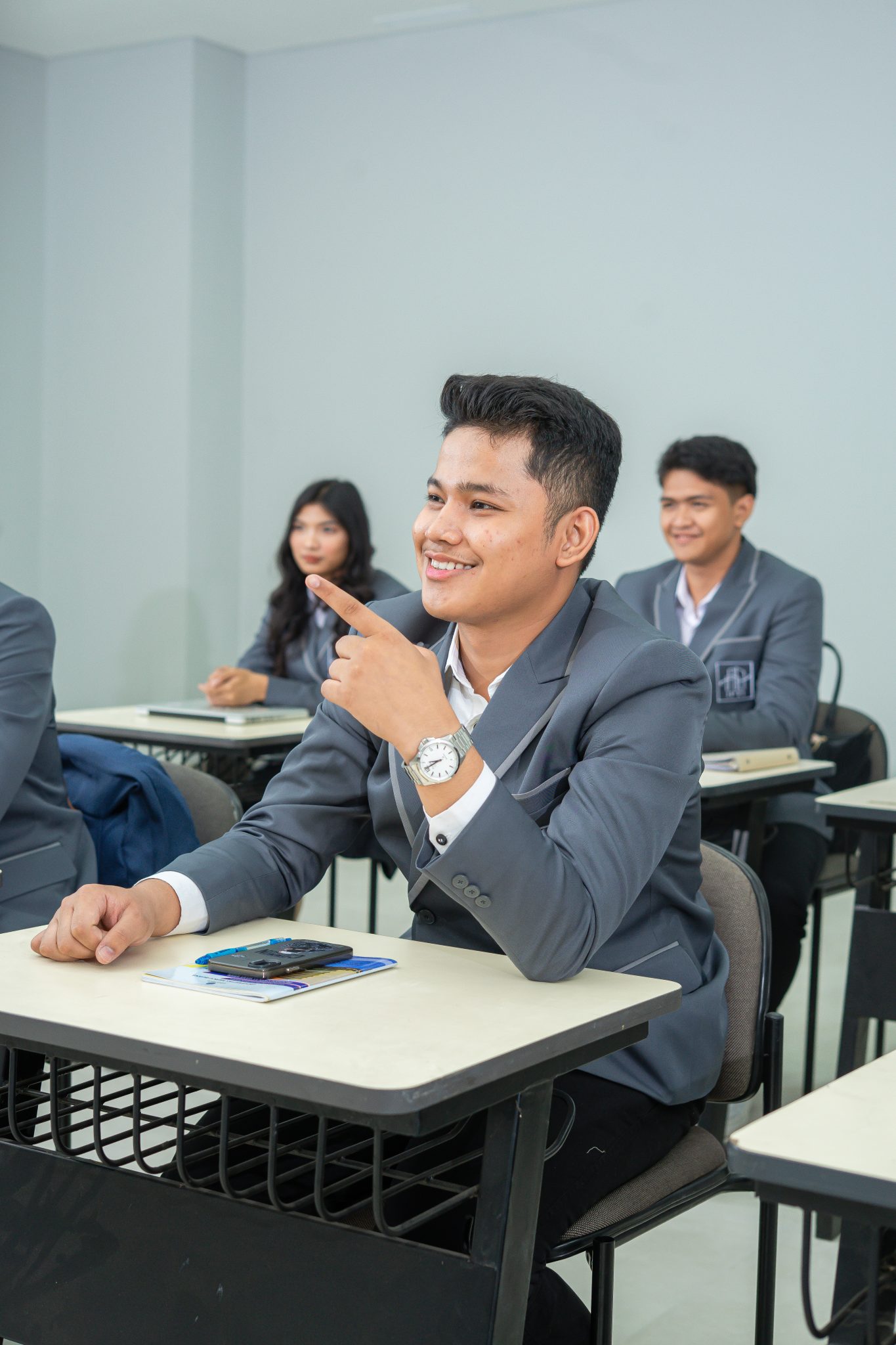 Universitas Pariwisata Indonesia IPTI – Kampus Tedja Indonesia dengan desain arsitektur modern klasik.